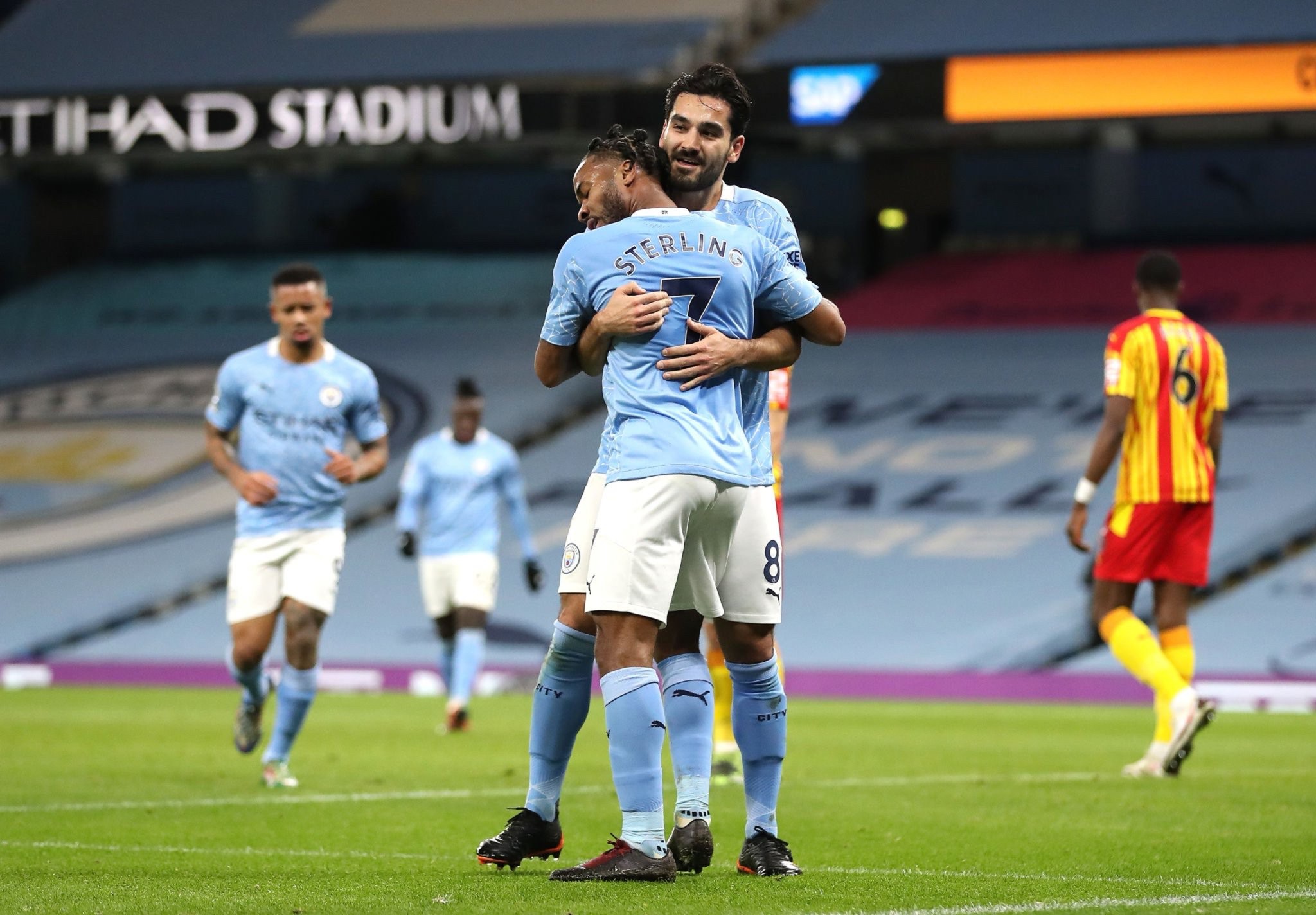 成了严重影 成了严重影